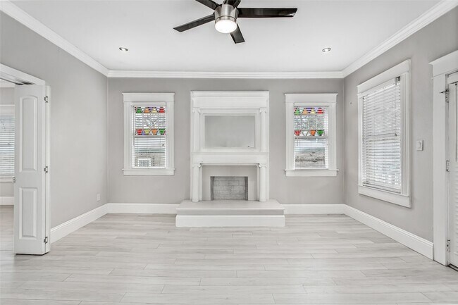 Photo - 4719 Junius St Unit 3