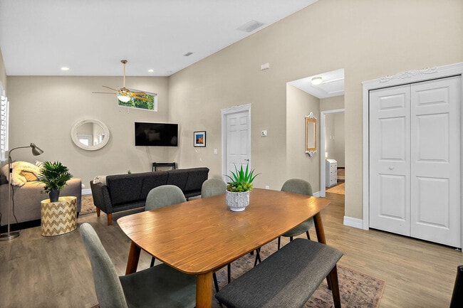 Photo - 104 Cedar St Unit ID1281914P