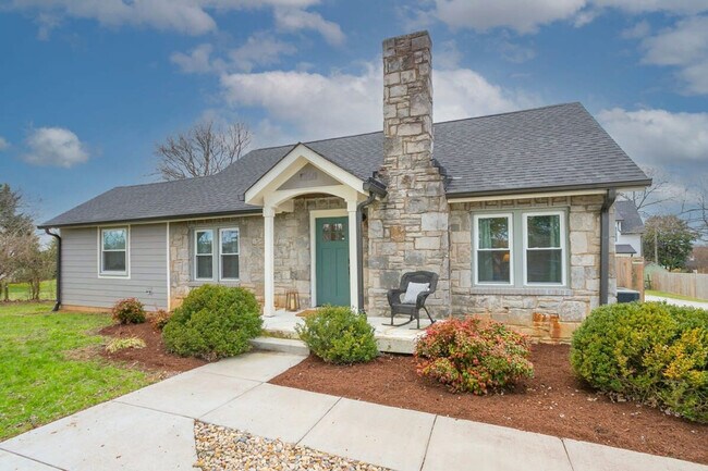 Photo - 106 Walnut Hill Dr Unit ID1312349P