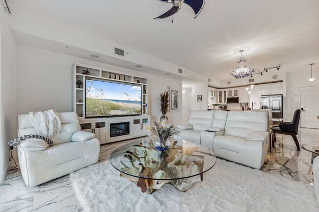 Building Photo - 605 Kemp St Unit FL10-ID1383556P