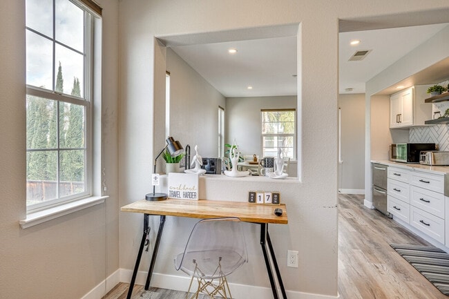 Photo - 1673 Harmony St Unit SI ID1307313P