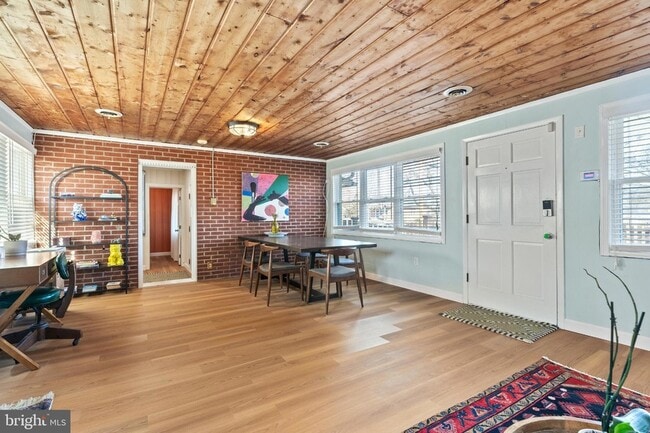 Photo - 601 Hanson Ave