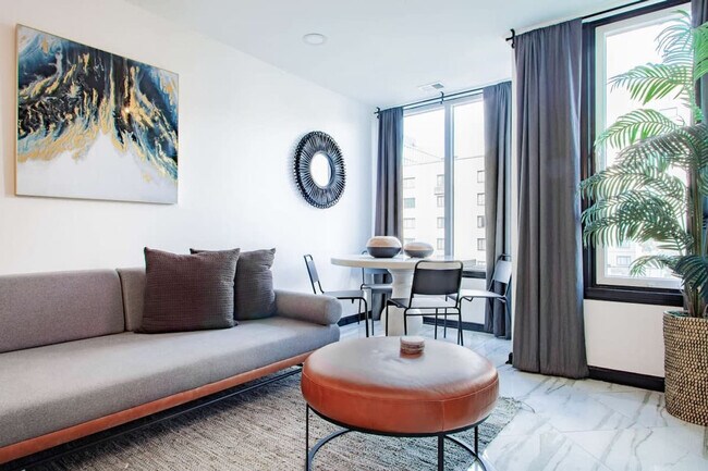 Building Photo - 1020 16th St NW Unit ID1238460P