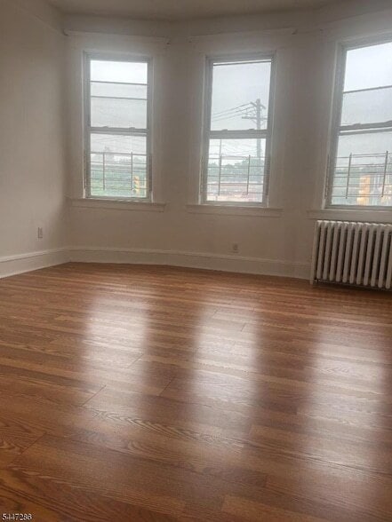 Photo - 673 Clifton Ave
