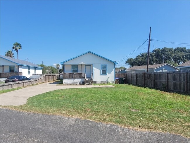 Photo - 508 Lakeside Dr