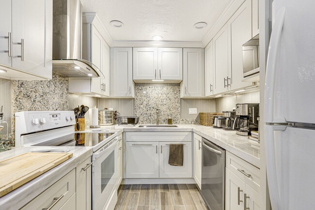 Photo - 265 Loma Alta Dr Unit SI FL2-ID1546488P