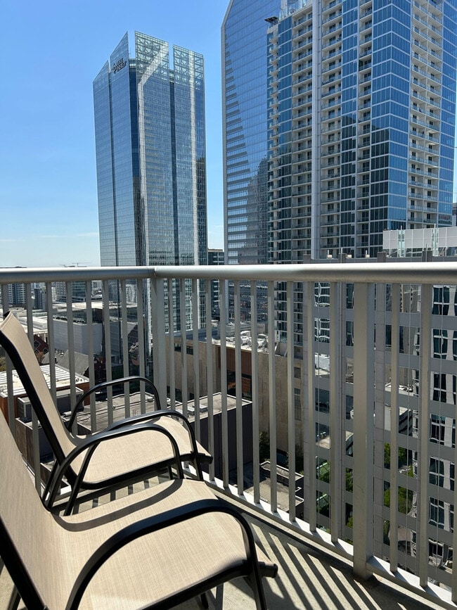 Photo - 300 S Church St Unit ID1344154P