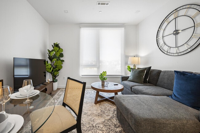 Photo - 282 Bremen St Unit SI ID1240293P