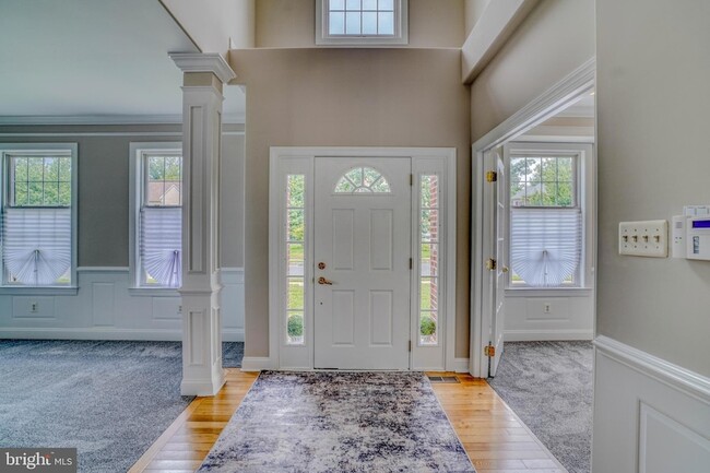 Photo - 9902 Player Dr