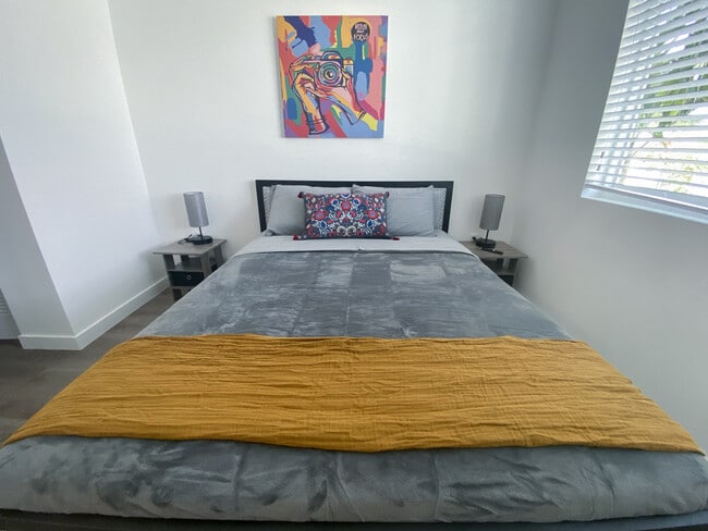 Photo - 1268 NW 3rd St Unit SI ID1056515P