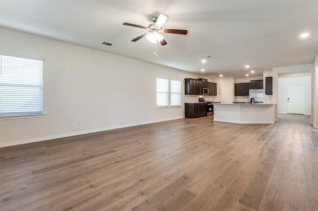 Photo - 7221 Headingham Wy