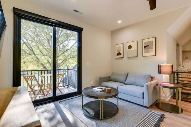 Building Photo - 320 Bridgewater Ln Unit SI ID1579126P
