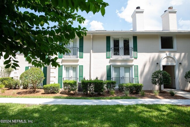 Photo - 13715 Richmond Park Dr N Unit 604