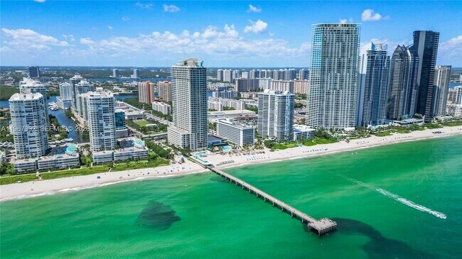 Photo - 16699 Collins Ave Unit 2709