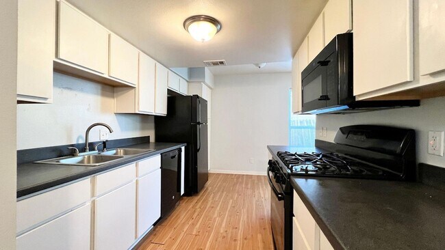 Photo - 2301 Ohlen Rd Unit 103