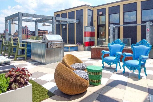 SKYPARK - Ann Arbor City Club Apartments