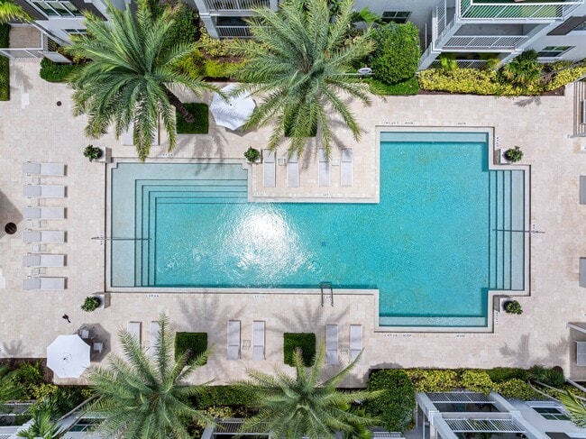 Building Photo - Allure at Abacoa