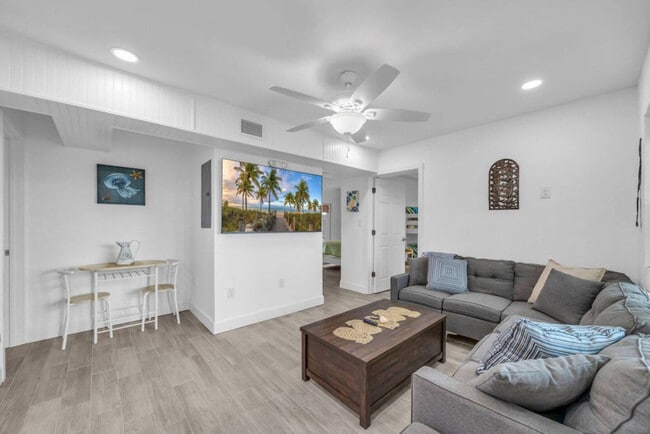 Photo - 2364 Pineapple Ave Unit SI ID1520581P