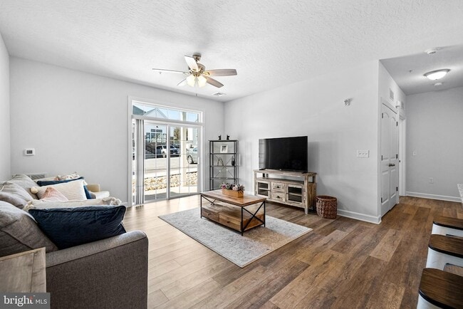 Photo - 7305 Wynfield Blvd