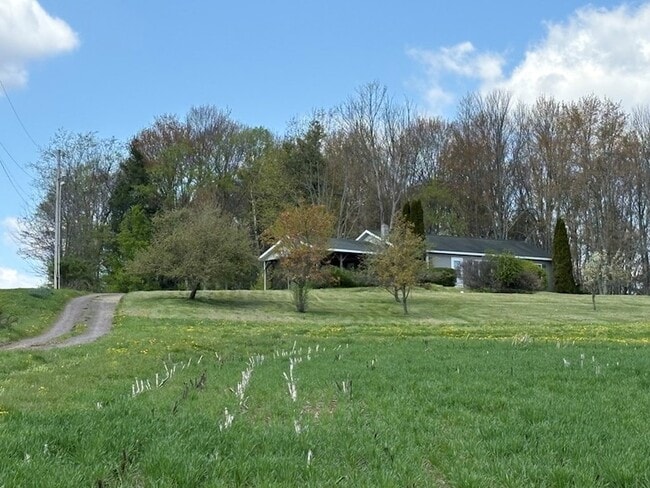 Photo - 138 Kerr Rd