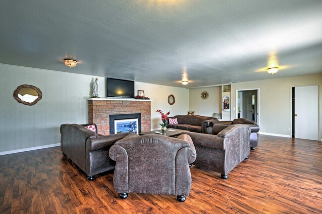 Photo - 1280 Rucker Ave Unit ID1305120P