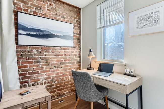 Photo - 1244 York St Unit ID1026268P