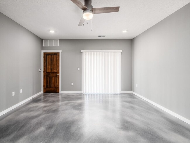 Photo - 255 at Union Station