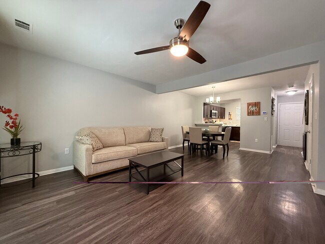 Photo - Galleria Pointe Apartments and Townhomes