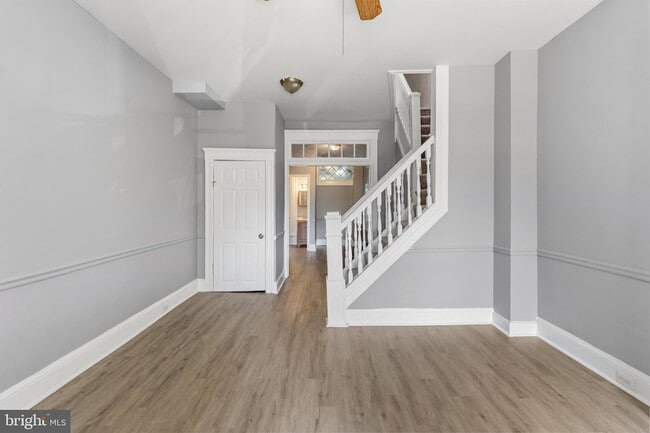 Photo - 1711 Ashburton St