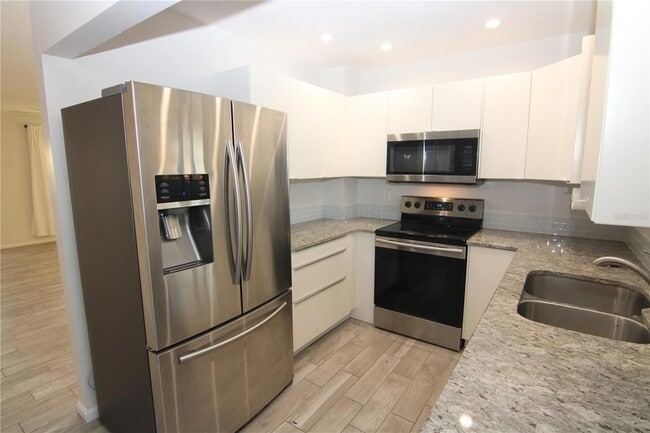 Photo - 1311 New Bedford Dr