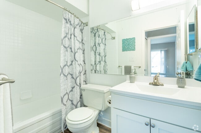 1 BR, 1 BA - Melrose, Silver Apple Package - Apple Ridge Apartments - Livonia, MI