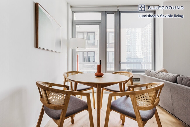 Photo - 175 2nd St Unit FL7-ID1687