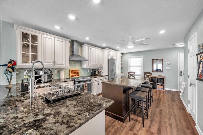 Photo - 4768 Coquina Key Dr SE