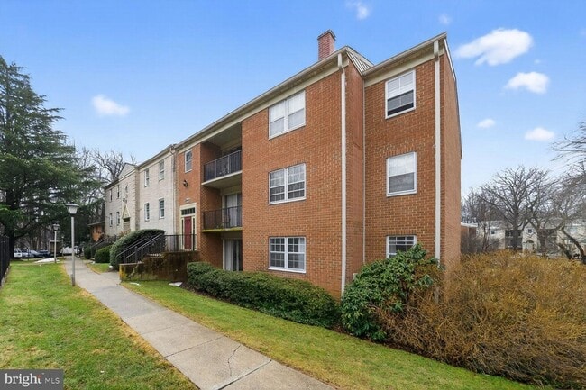 Photo - 868 College Pkwy Unit 102