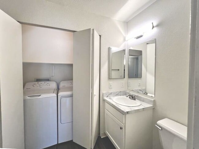 Premium Upgraded 1x1 760 sq. ft. - Select Homes - Pusch Ridge Apartments