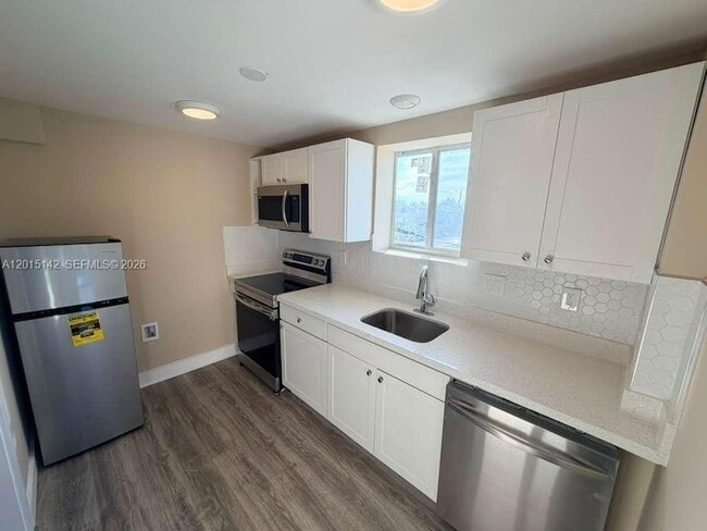 Photo - 943 79th Terrace Unit 202