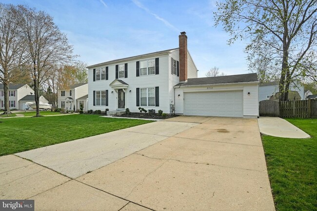 Building Photo - 2712 Advent Ct S