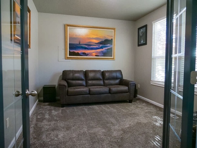 Photo - 151 Cub St W Unit SI ID1460942P