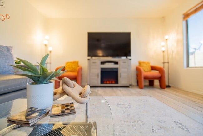 Photo - 1550 N Desert Willow St Unit ID1310564P