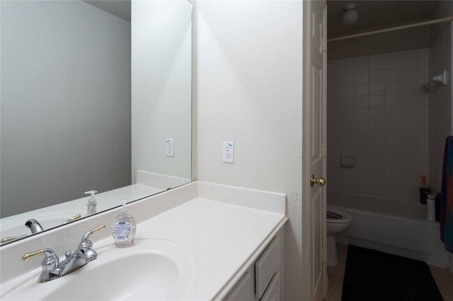 Photo - 136 Merideth Dr