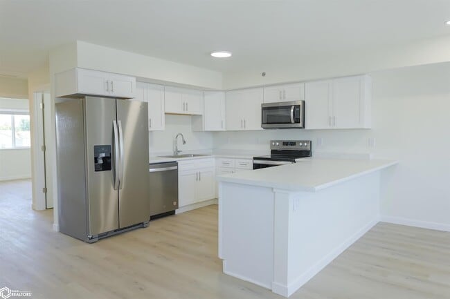 Building Photo - 514 Layne Dr Unit 1