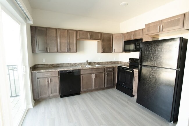 Photo - Parkside Apartments