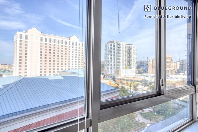 Photo - 901 15th St S Unit FL10-ID374