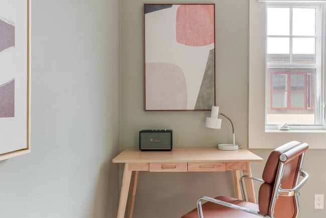 Photo - 327 Hawthorne Ave Unit FL1-ID2114