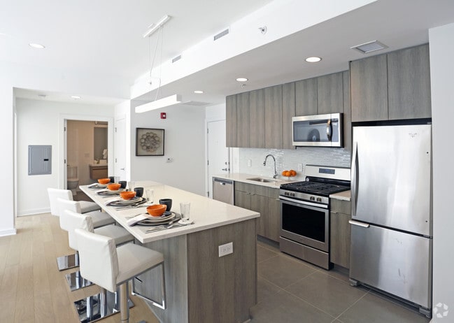 Photo - 600 Harrison