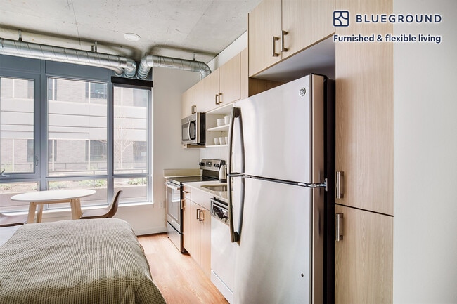 Photo - 624 Yale Ave N Unit FL4-ID809