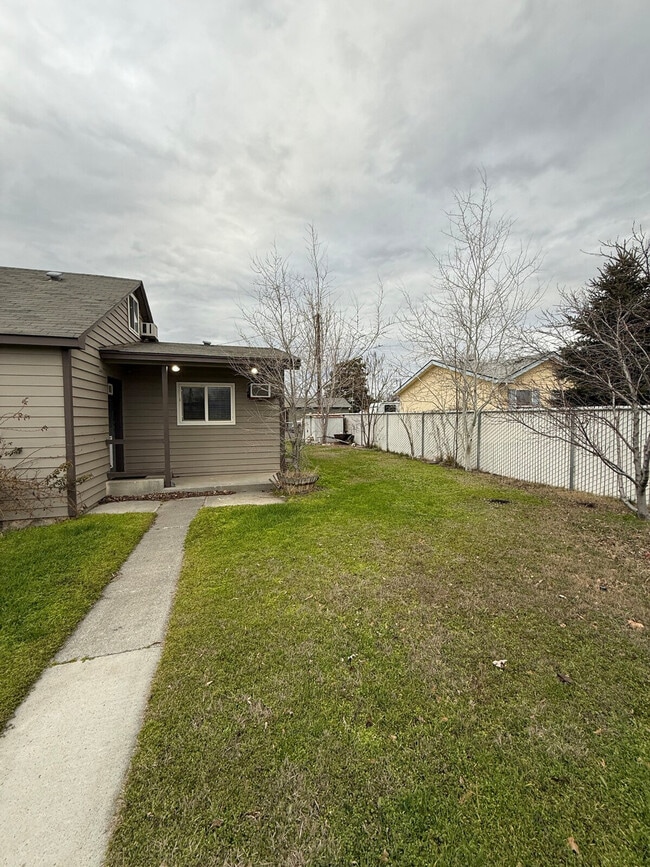 Photo - 600 NE 3rd St Unit SI ID1529260P