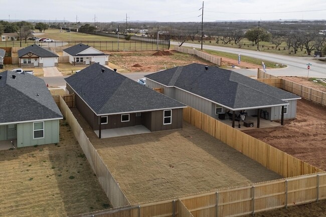 Building Photo - 171 Tombstone Rd
