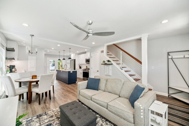 Building Photo - 111 Hanover St Unit ID1359009P