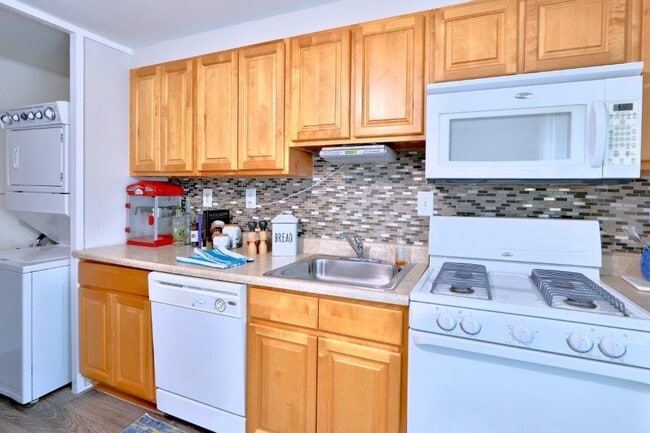 Photo - Gwynnbrook Townhomes